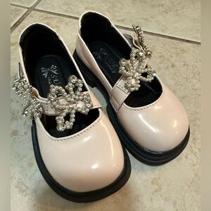 European Pink Patent Leather Dress Shoes Girls Size 26